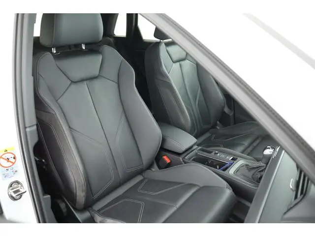 Audi Q3 45 TFSI e 245pk S edition 360Camera Leder Keyless Stoelverwarming Navigatie 2x S-Line