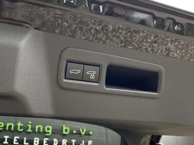 Subaru Uncharted