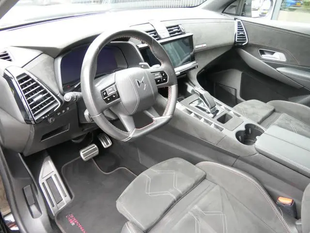 DS 7 Crossback E-Tense 4x4 Performance Line Plug-in-hybrid | Camera | Comfortstoelen | LMV 19''