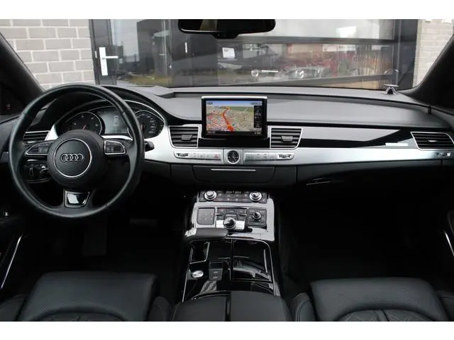 Audi A8 4.2 TDI Quattro Pro Line+ / S Line / Schuifdak / Keyless