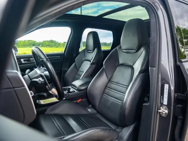 Porsche Cayenne 4.0 Turbo S E-Hybrid 680 pk | Org NL | Carbon | Achterasbesturing | Panodak | HUD |...