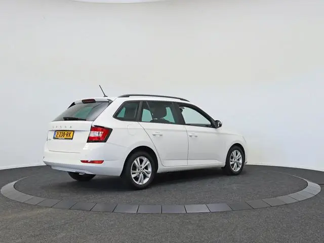 Skoda Fabia Combi 1.0 TSI Business Edition | Carplay | PDC | All-seasons