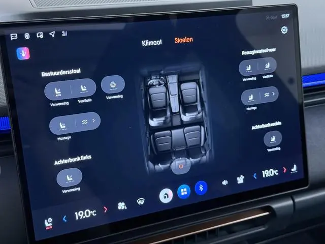 Lynk & Co 08