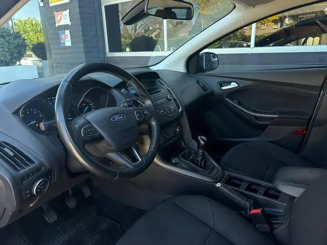 Ford Focus Wagon 1.0 Trend, Airco, Bluetooth, Radio, APK