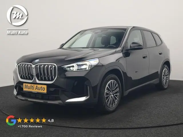 BMW iX1 xDrive30 67 kWh 313pk Dealer O.H. | Trekhaak Af Fabriek | Camera | Adaptief M Onderstel | Vo...
