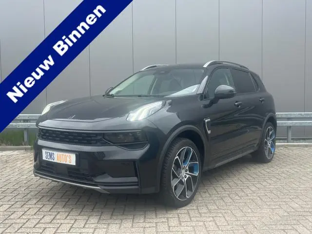 Lynk & Co 01
