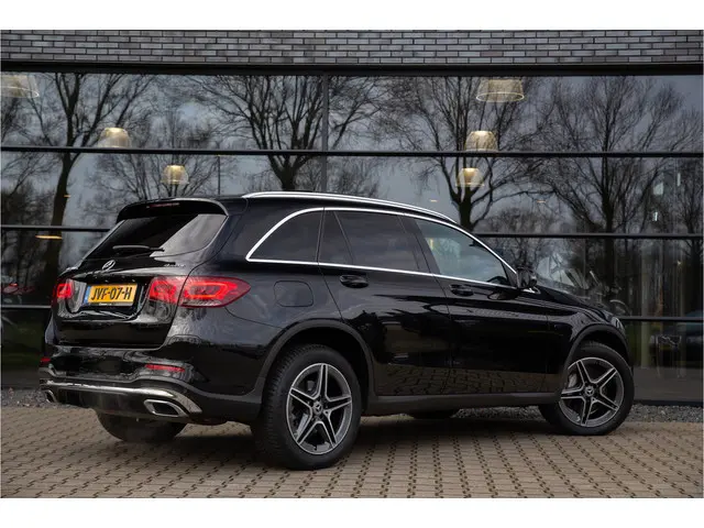 Mercedes-Benz GLC-klasse 300e 4MATIC Business Solution Luxury , Panoramadak, Virtual cockpit,
