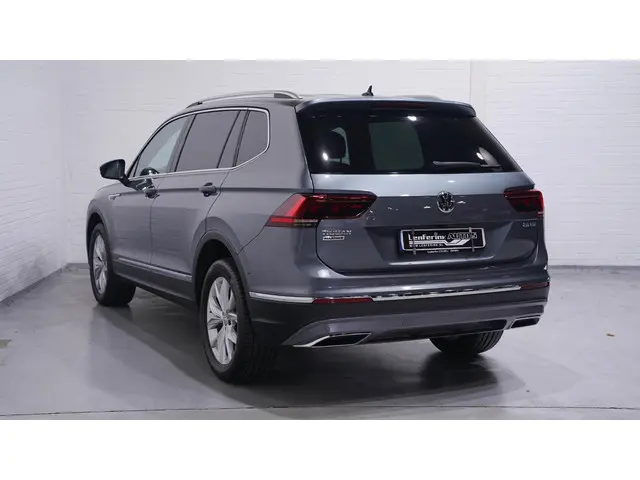 Volkswagen Tiguan Allspace 2.0 TDI 150 pk GRIJS KENTEKEN 360 Camera, Navi, HUD, LED Koplampen, Parke...
