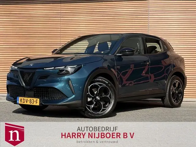 Alfa Romeo Junior Elettrica 54 kWh
