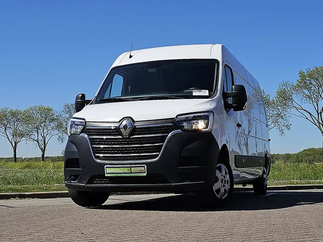RENAULT MASTER 2.3 dci 135 l3h2  67 dkm