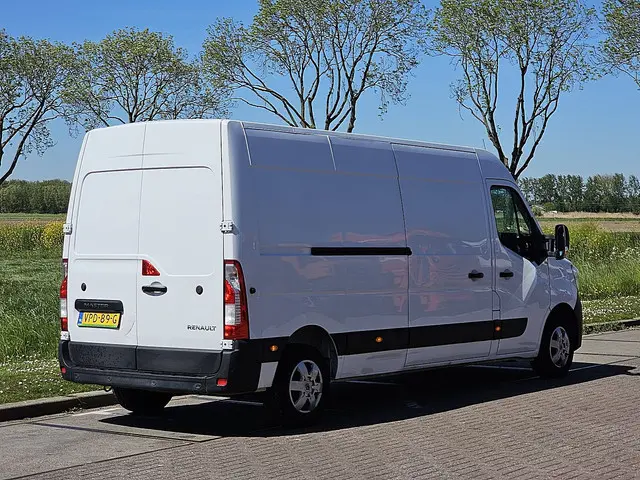 RENAULT MASTER 2.3 dci 135 l3h2  67 dkm