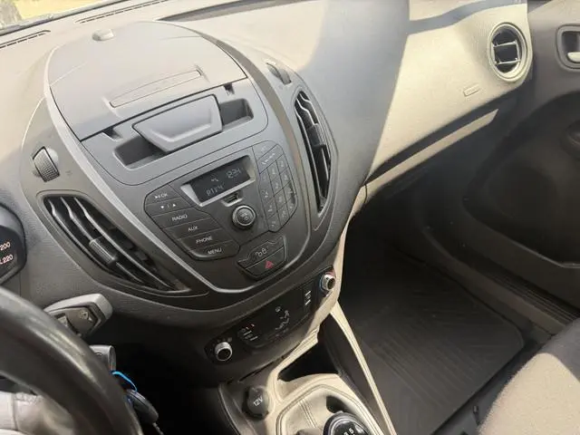 Ford Transit Courier