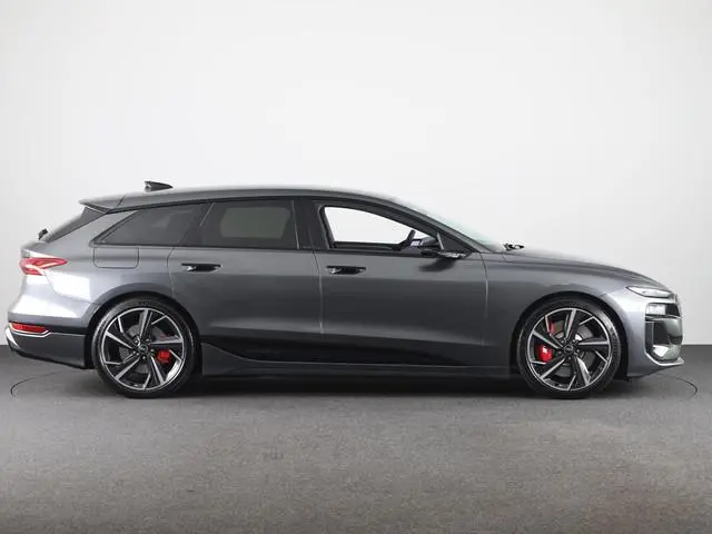 Audi S6 Avant e-tron