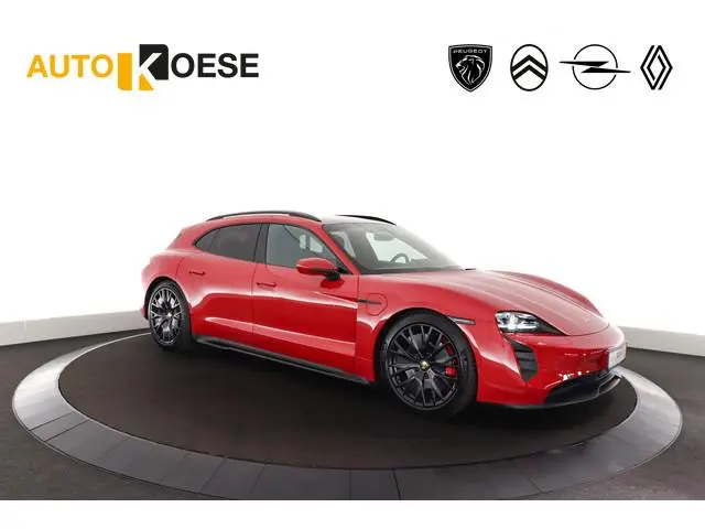 Porsche Taycan Sport Turismo GTS | 93 kWh Accu Plus | Surround View | InnoDrive | Sport Chrono Pakke...