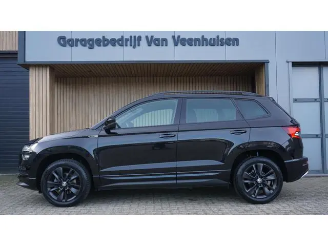 Skoda Karoq 1.5 TSI 150pk Sportline Business Virtual Navi A-Camera Sfeerverlichting Adaptive Cruise...