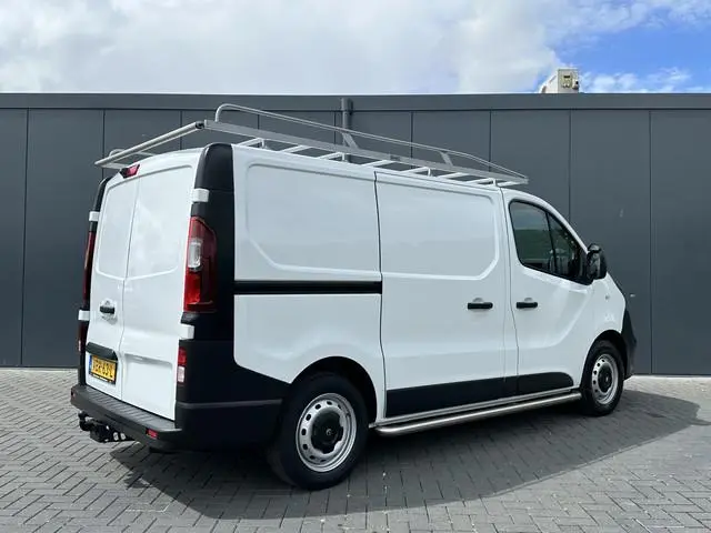 Opel Vivaro 1.6 CDTI / L1H1 / 1e EIG. / **MOOIE INRICHTING** / IMPERIAAL / TREKHAAK / CAMERA / AIRCO...