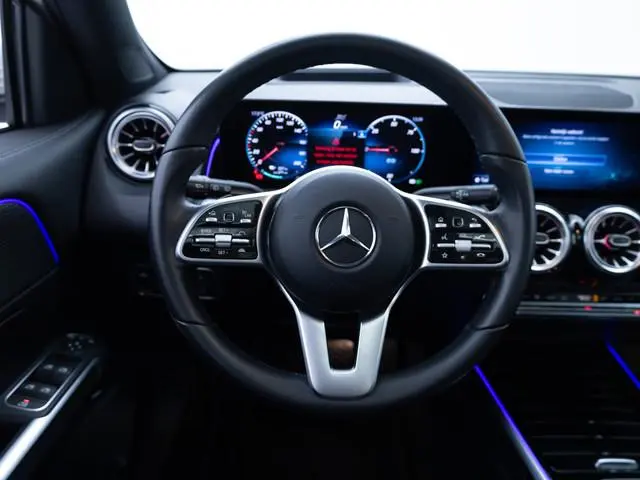Mercedes-Benz EQB 250+ Luxury Progr. 71 kWh | 501 km WLTP | Pano | Stoelverw. | Headup | Navigatie |...