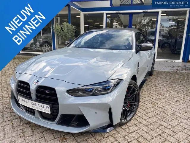 BMW 4-serie Cabrio M4 xDrive Competition Stoel + Nek + Stuur verwamring / Carbon / 360 camera / dode...