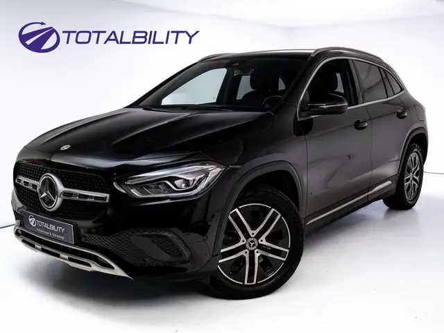 Mercedes-Benz GLA-klasse 250 e Business Progressive | Stoelverwarming | Camera | Cruise | Elektrisch...