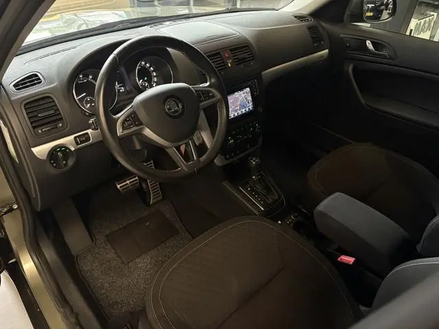 ŠKODA Yeti Outdoor 1.4 TSI Greentech Edition Navi, Cruise, Stoelverwarming, camera