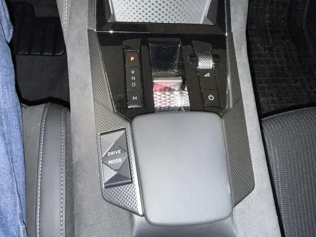 DS DS 4