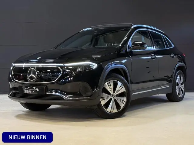 Mercedes-Benz EQA 250 Business Solution Luxury 67 kWh | Pano | 360 Camera | Origineel NL