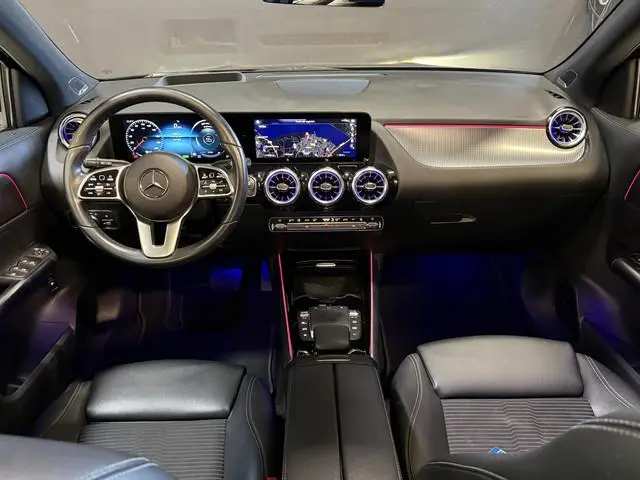 Mercedes-Benz EQA 250 Business Solution Luxury 67 kWh | Pano | 360 Camera | Origineel NL