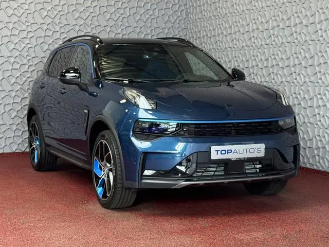 Lynk & Co 01 ✅1.5 261 PK NIEUWE AUTO OP=OP ✅ 2025  / STOEL VERW. 1.5 261 PK ZWARTE HEMEL 360CAM 4...