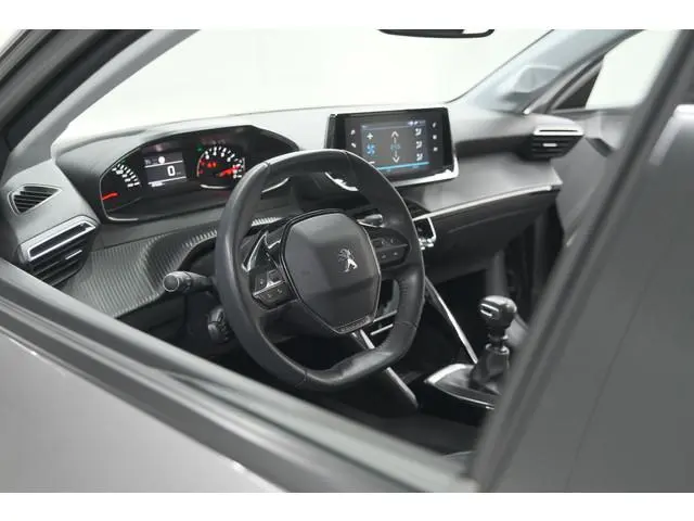 Peugeot 208 PureTech 100 Allure Pack | Parkeersensoren | Apple Carplay | Stoelverwarming
