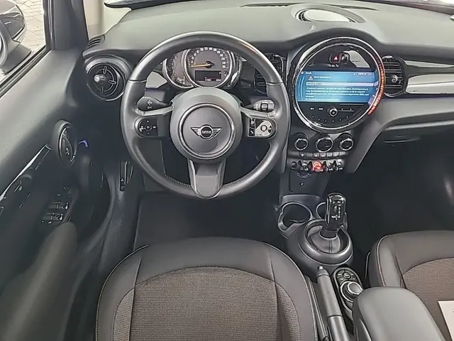 MINI Mini 1.5 Cooper Camden Edition 1e-Eig. & Dealer-Onderh. BOVAG-Garantie. NL-Auto.