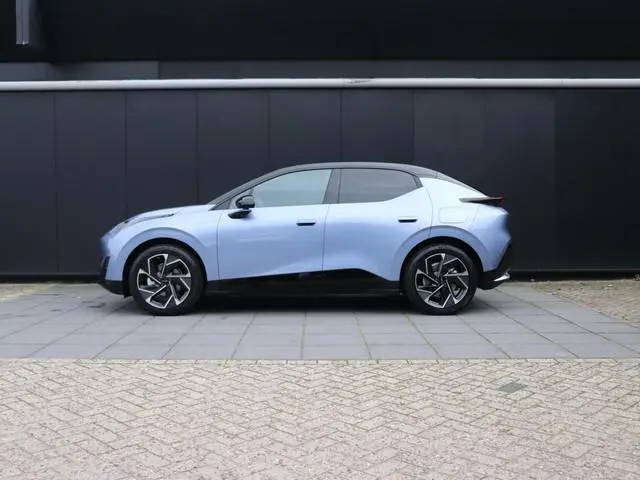 Lynk & Co 02 More 66 kWh | LEDER | PANO | H&K | 360° CAMERA | ADAPT. CRUISE | NAVI | STOEL/STUURVERW...