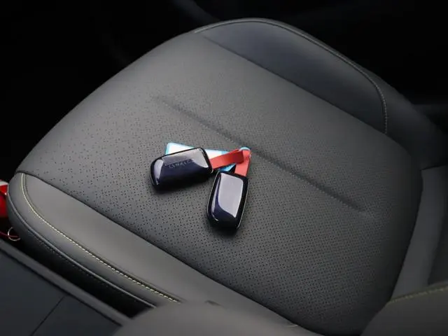 Lynk & Co 02