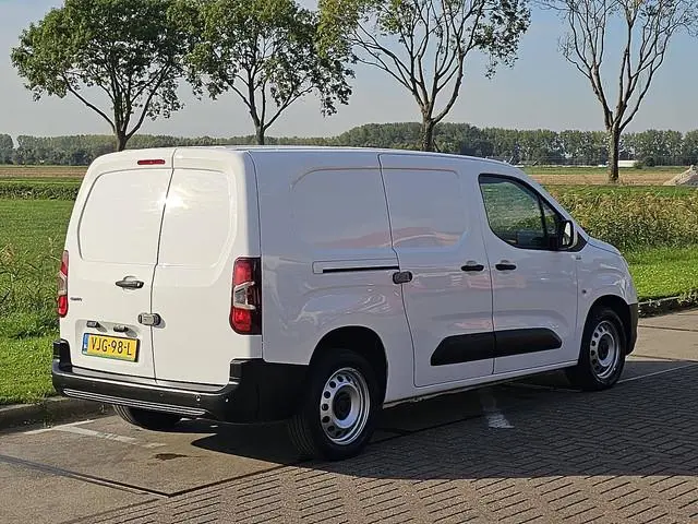 OPEL COMBO 1.5 d 75kw ediyion