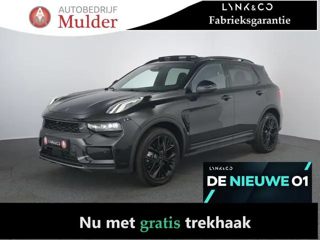 Lynk & Co 01 1.5 More | Trekhaak | Leer | Pano | 360 camera | 20 "LM