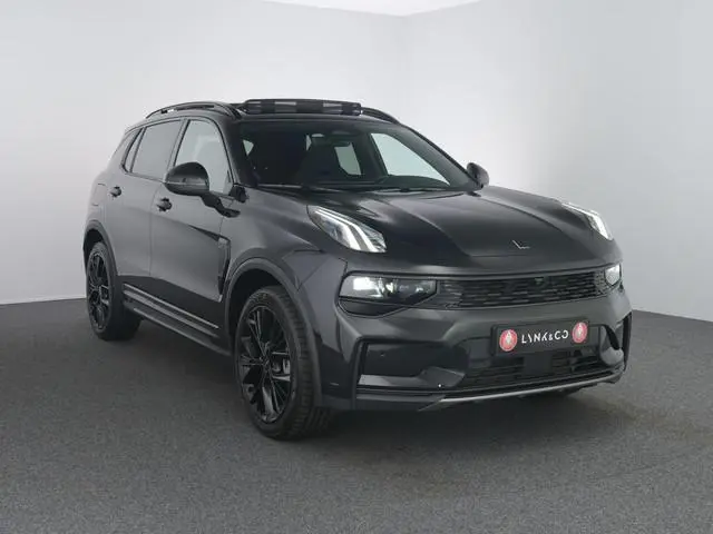 Lynk & Co 01