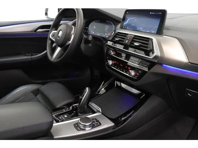 BMW X3 xDrive30i M-Sport High Executive | SAFETY PACK | PANORAMADAK | HEAD UP | CAMERA | 20"