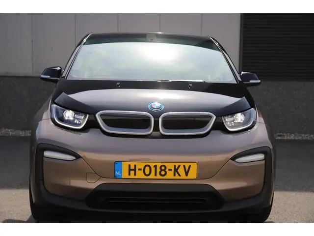BMW i3 Executive 120Ah 42 kWh/Leder/W-pomp/Navi-Pro/Camera/3-Fase/20"