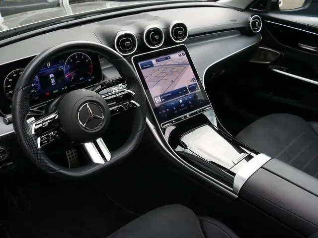 Mercedes-Benz C 200 AMG Line Panoramadak | Sfeerverlichting