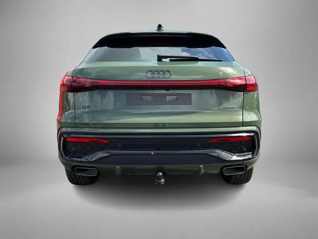 Audi Q5 Sportback 2.0 TFSI e-hybrid quattro S edition 299 PK · Adaptieve luchtvering · Techniekpakke...