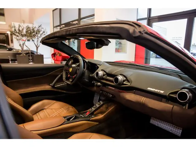 Ferrari 812 GTS