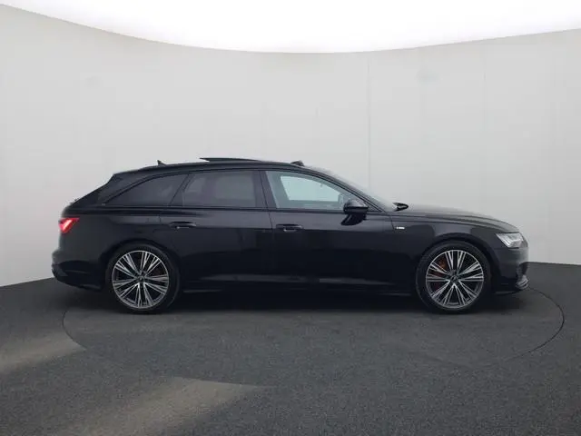 Audi A6 Avant 55TFSIe 270kW/367PK quattro Pro Line S Competition · Panoramadak · Camera · Apple/Andr...