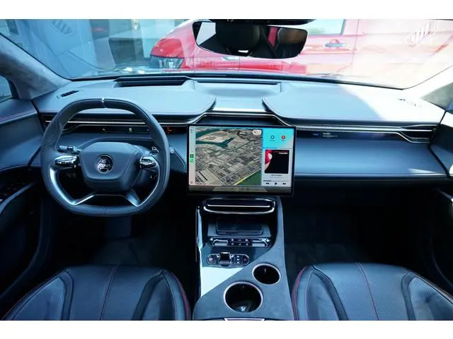 Lotus Eletre EDS 450 4WD 112 kWh 612PK + TREKHAAK / 22 INCH / LUCHTVERING / HEAD-UP / 360 CAMERA