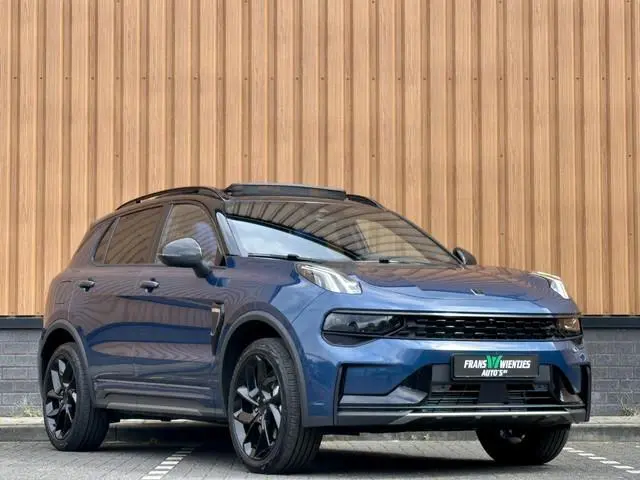 Lynk & Co 01 1.5 | Black Pakket Optioneel | Zwarte Hemel | Panoramadak | Adaptive Cruise Control | 3...