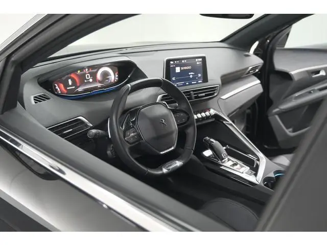Peugeot 3008 PureTech 130 EAT8 GT Line | Trekhaak | Apple Carplay | Dodehoekdetectie | Apple Carplay