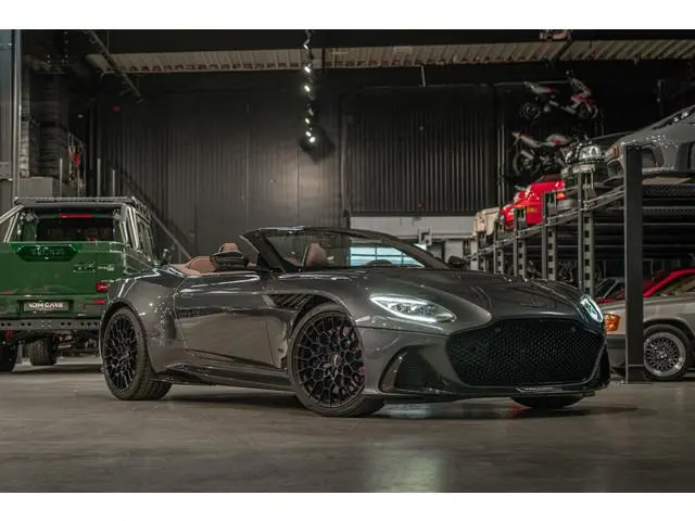 Aston Martin DBS