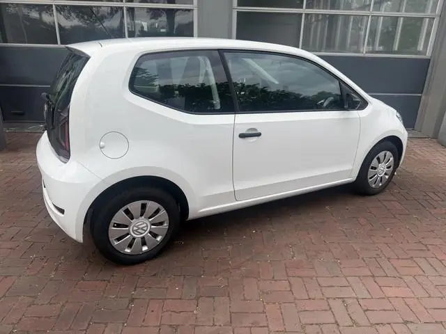 Volkswagen Up! 1.0 BMT take up! | Airco |  05-2017 65.477 KM APK 06-2027