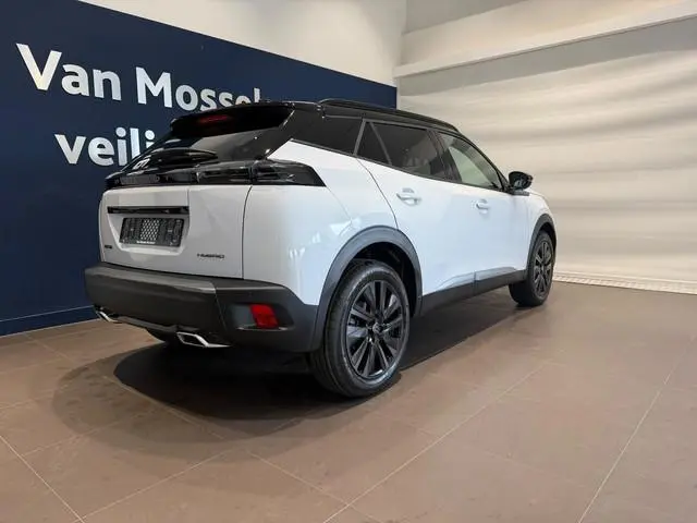 Peugeot 2008 1.2 Hybrid 136 GT