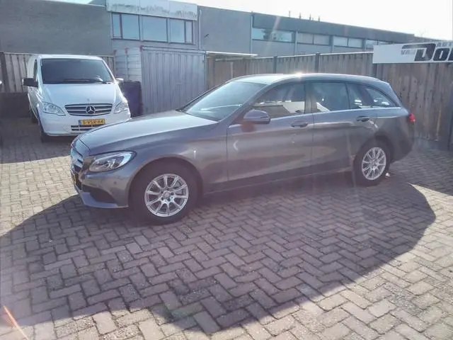 Mercedes-Benz C-Klasse
