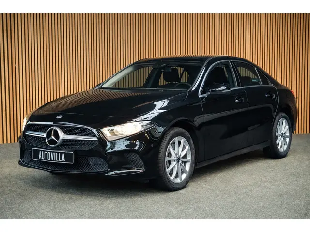 Mercedes-Benz A-klasse 250 e Business Line Apple Carplay - Stoelverwarming - Dab - Cruise Control -...