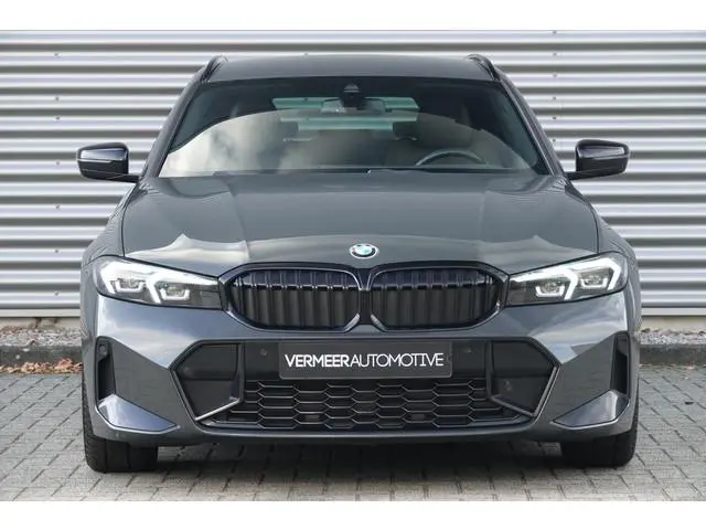 BMW 3-serie Touring 318i | M-Sport |  DRAVITGRAU | Memory | DAB |